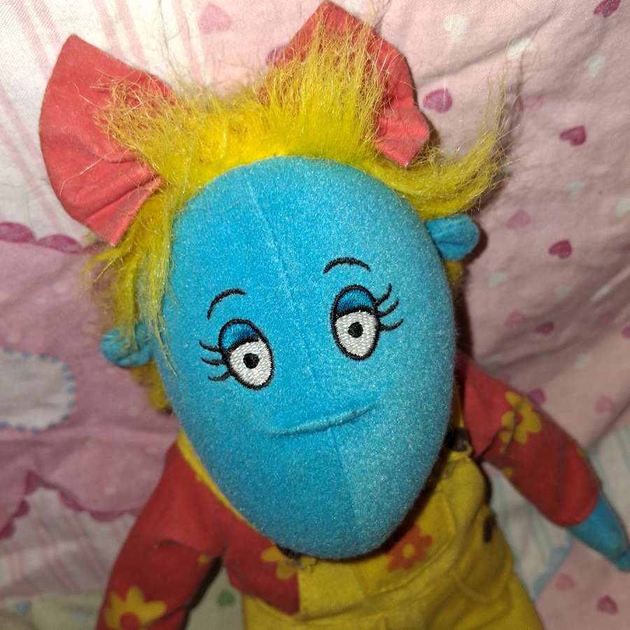 Tweenies Girls Vintage Bundle – M&S Pyjamas, Fizz & Bella Plush + BNIP Hair Ties – 2000s