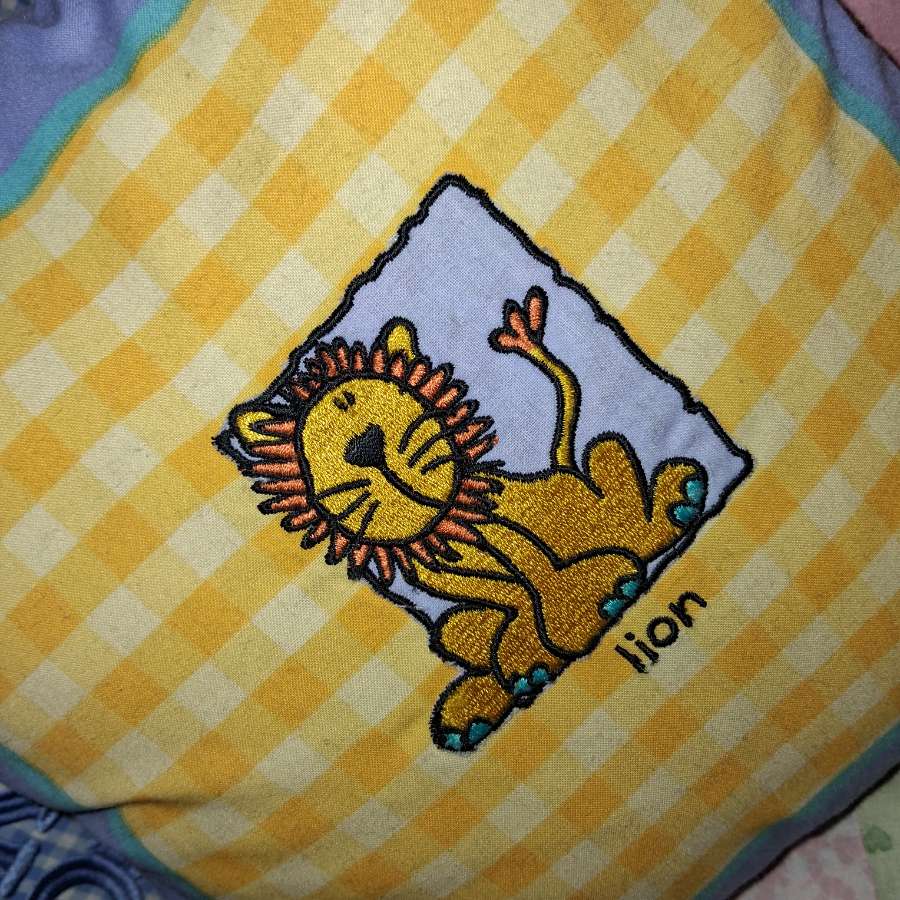 2003 Bang On The Door Lion Mini Cushion – Animal Range – BNWT