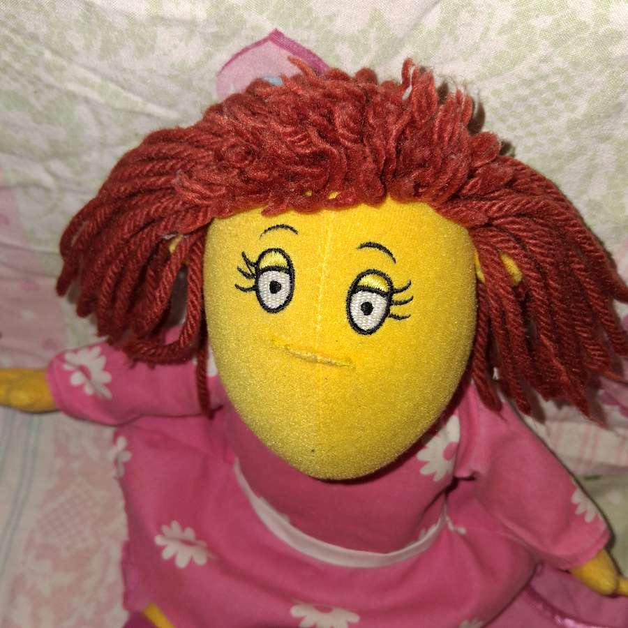 Tweenies Girls Vintage Bundle – M&S Pyjamas, Fizz & Bella Plush + BNIP Hair Ties – 2000s